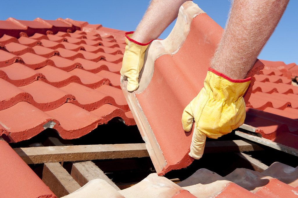 Semper Solaris provides San Francisco with the best roof replacements and repair in the Bay Area.